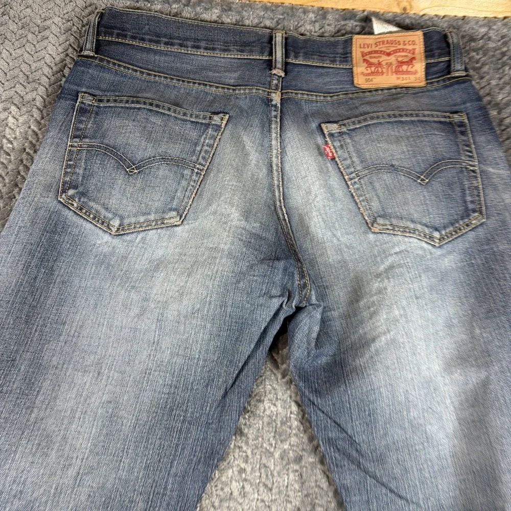 Levi's 504 Jeans Men's 34x34 Regular Straight Leg Blue Medium Wash Denim Stretch